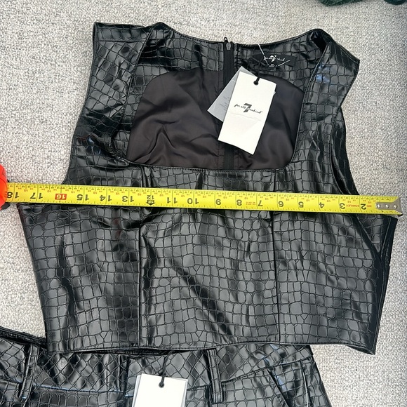 7 For All Mankind Croc Embossed Faux Leather 2 Piece Short Set. - Picture 2 of 5